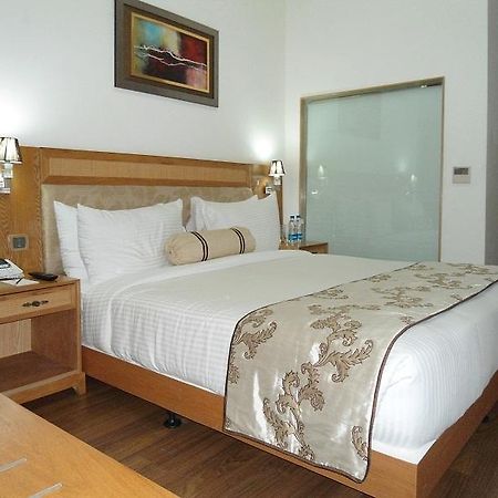Comfort Inn Anneha Нью-Дели Номер фото
